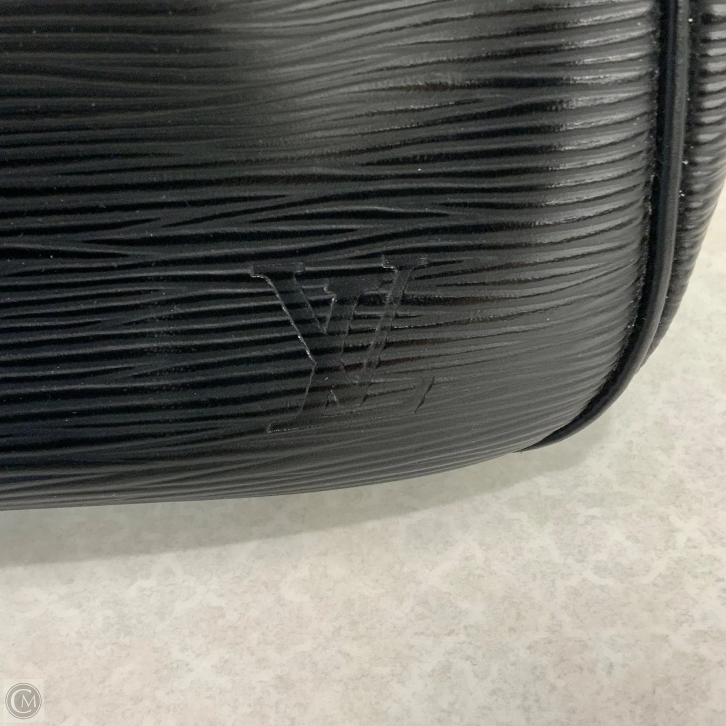 Handbag Luxury Designer By Louis Vuitton, Size: Large