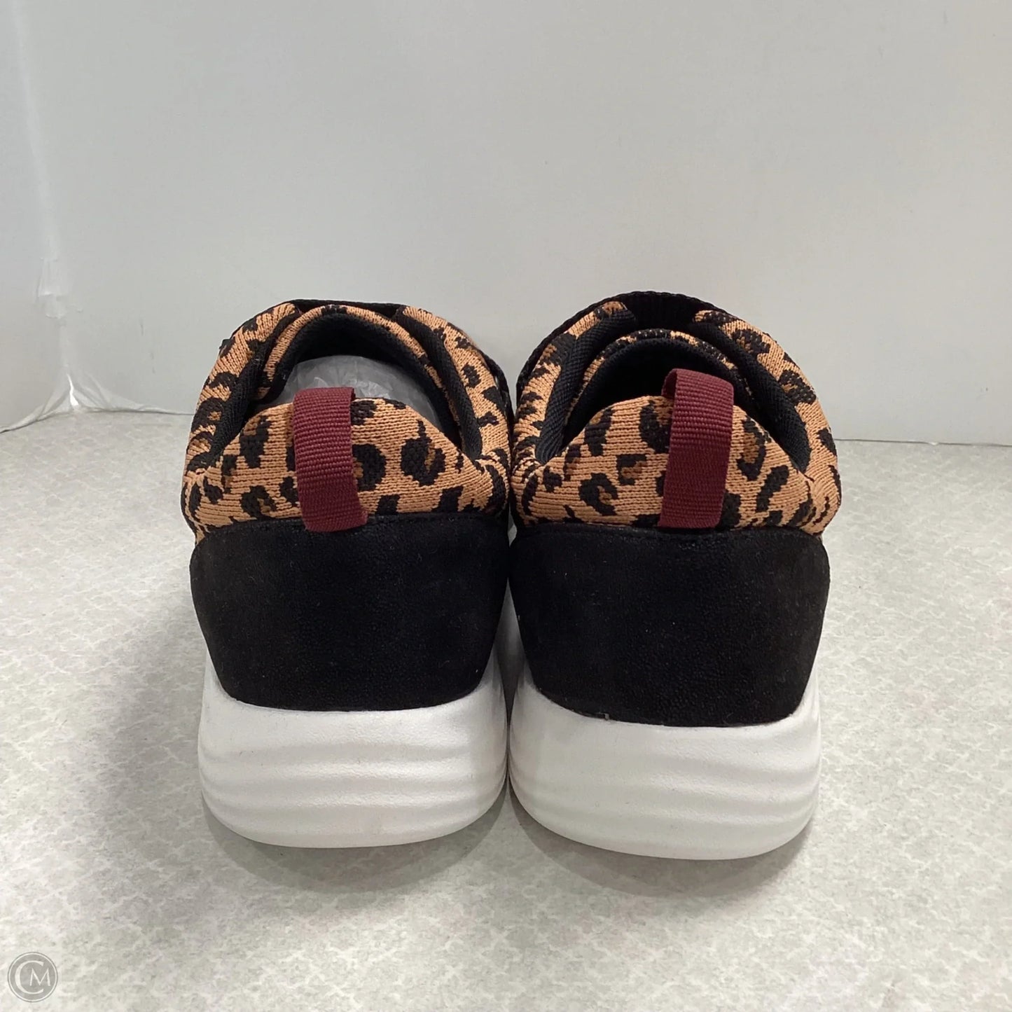 Shoes Sneakers By Clarks In Animal Print, Size: 12
