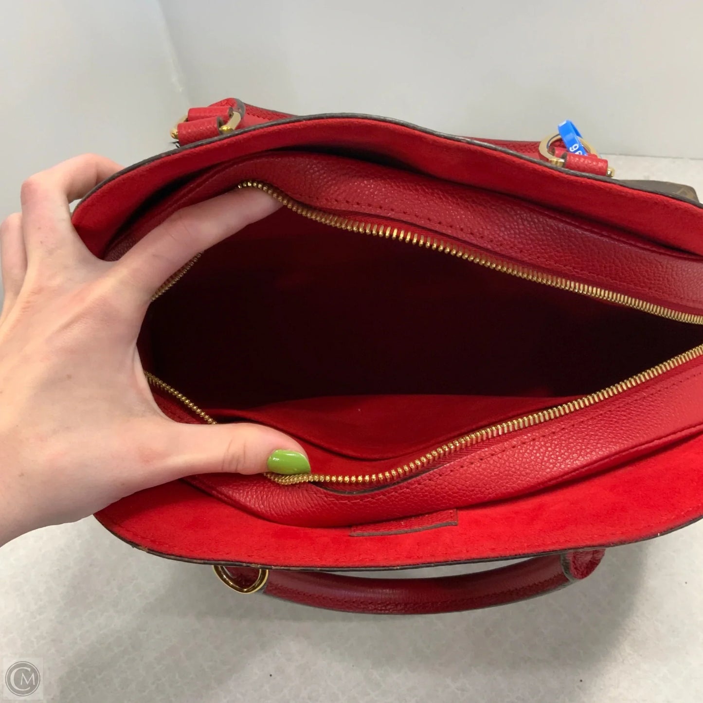 Handbag Luxury Designer By Louis Vuitton, Size: Medium