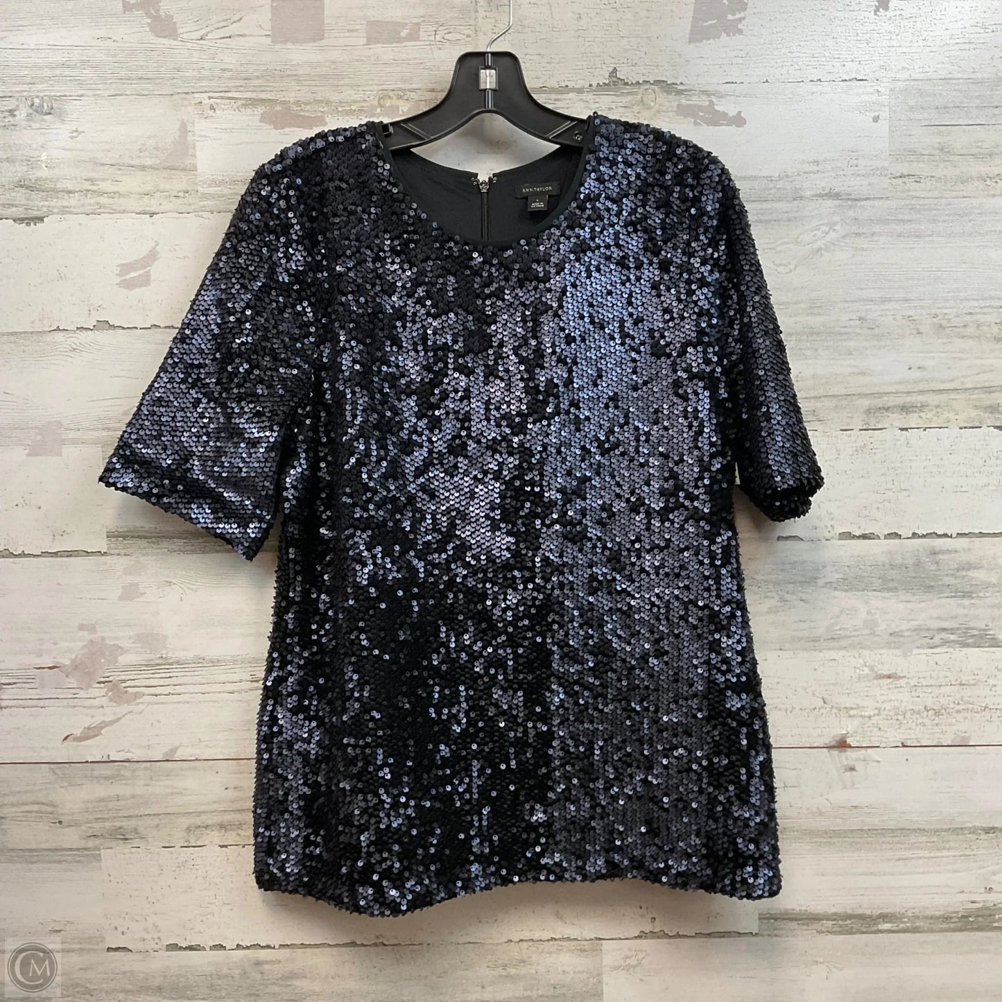 Top Short Sleeve By Ann Taylor In Navy, Size: L