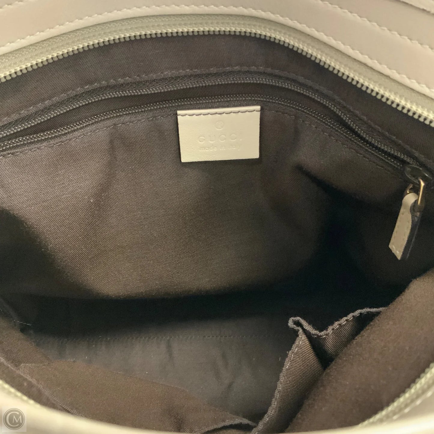 Crossbody Luxury Designer By Gucci, Size: Medium