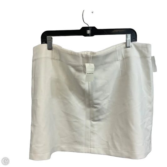 Skirt Mini & Short By Abercrombie And Fitch In White, Size: Xl