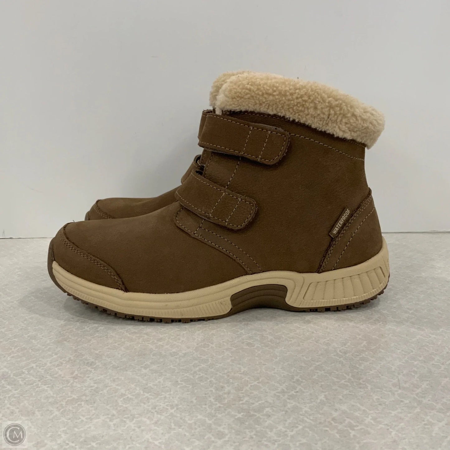 Boots Ankle Flats By Ortho Feet In Brown, Size: 7.5