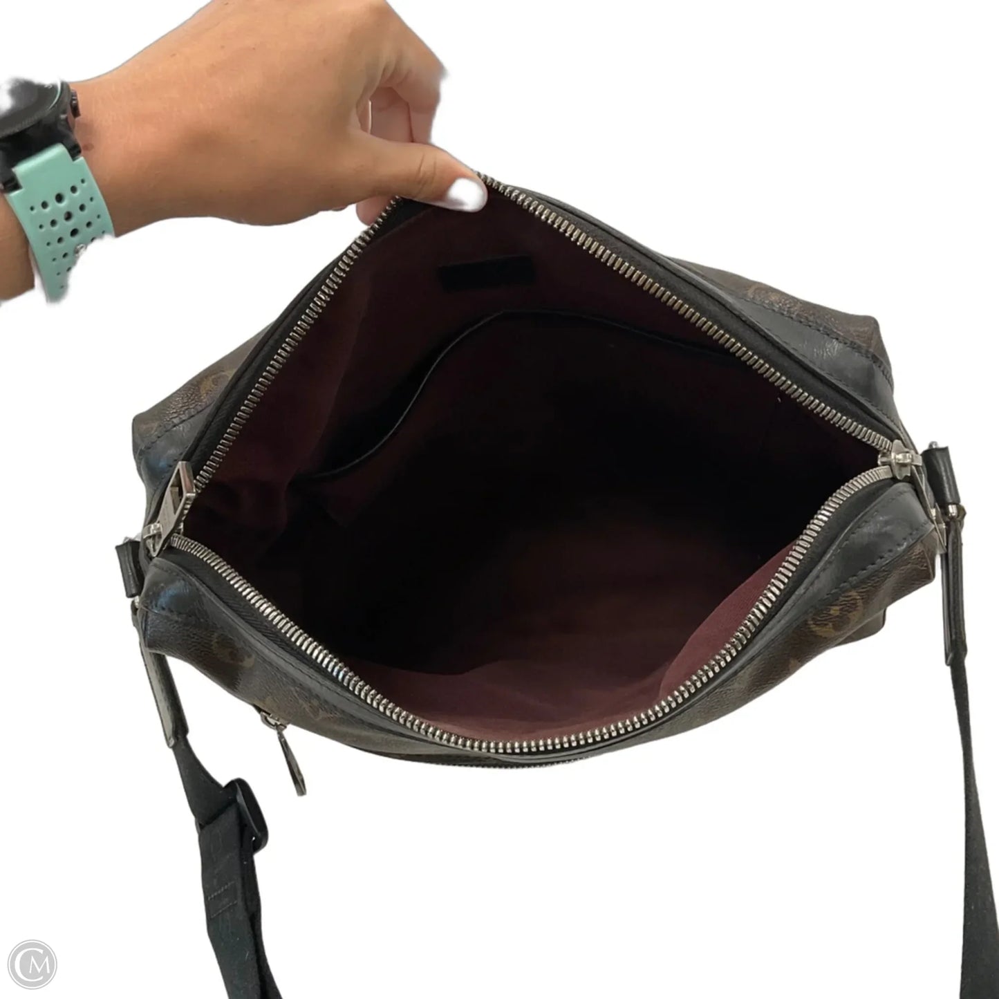 Handbag Luxury Designer By Louis Vuitton, Size: Medium