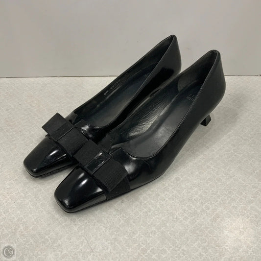 Shoes Designer By Stuart Weitzman In Black, Size: 8.5