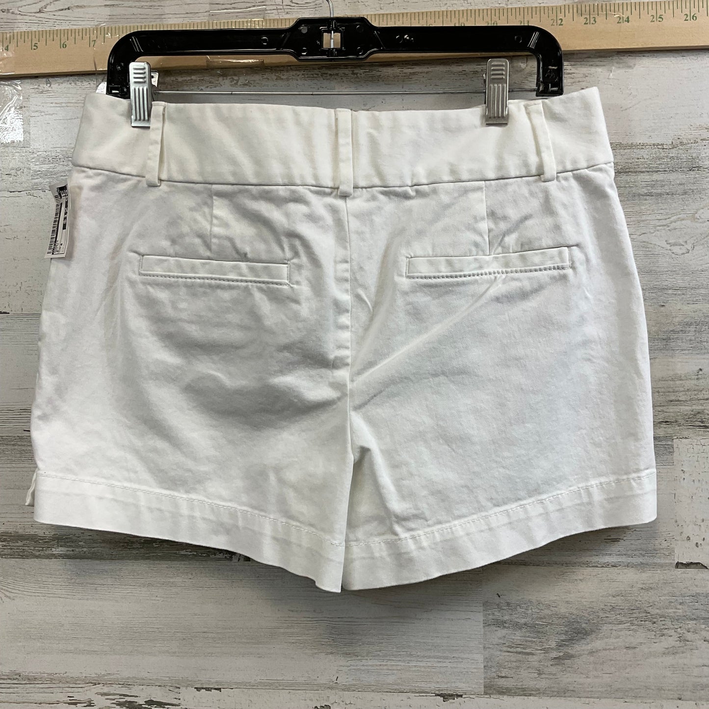 White Shorts Loft, Size 6