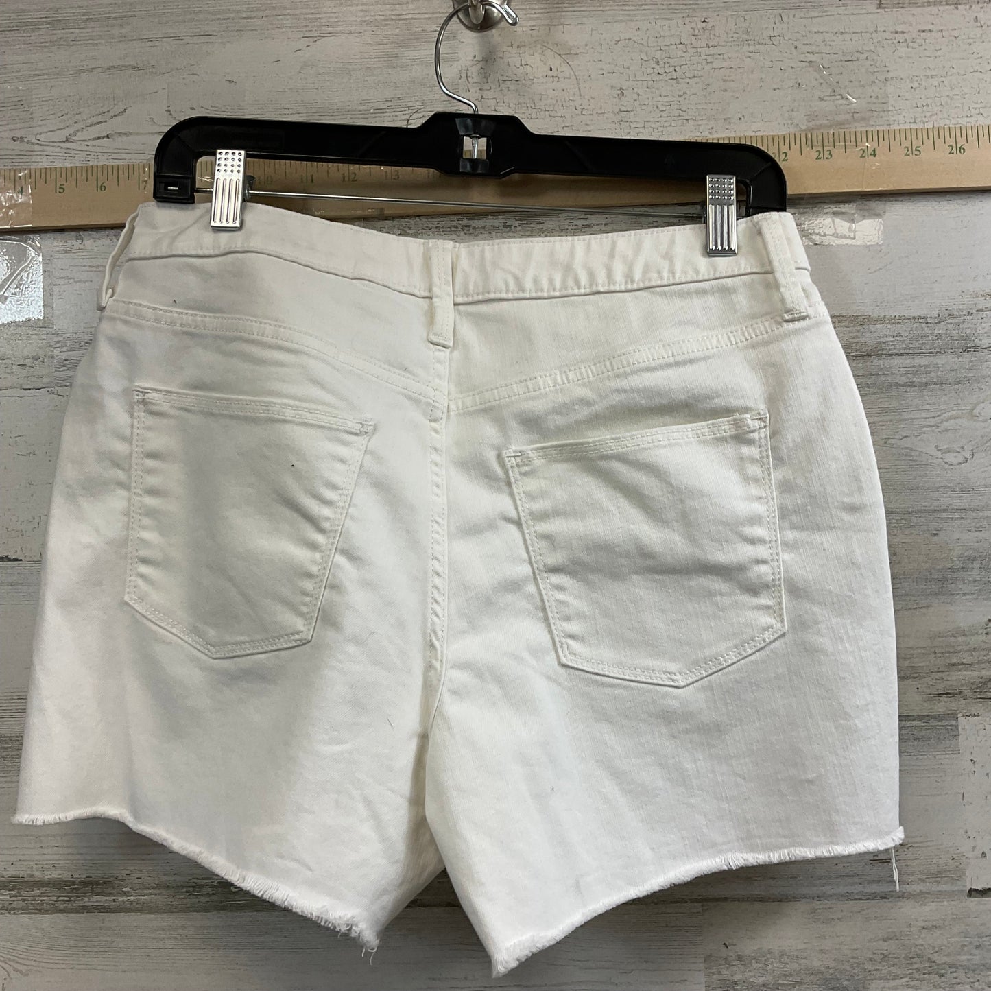 White Shorts Universal Thread, Size 10