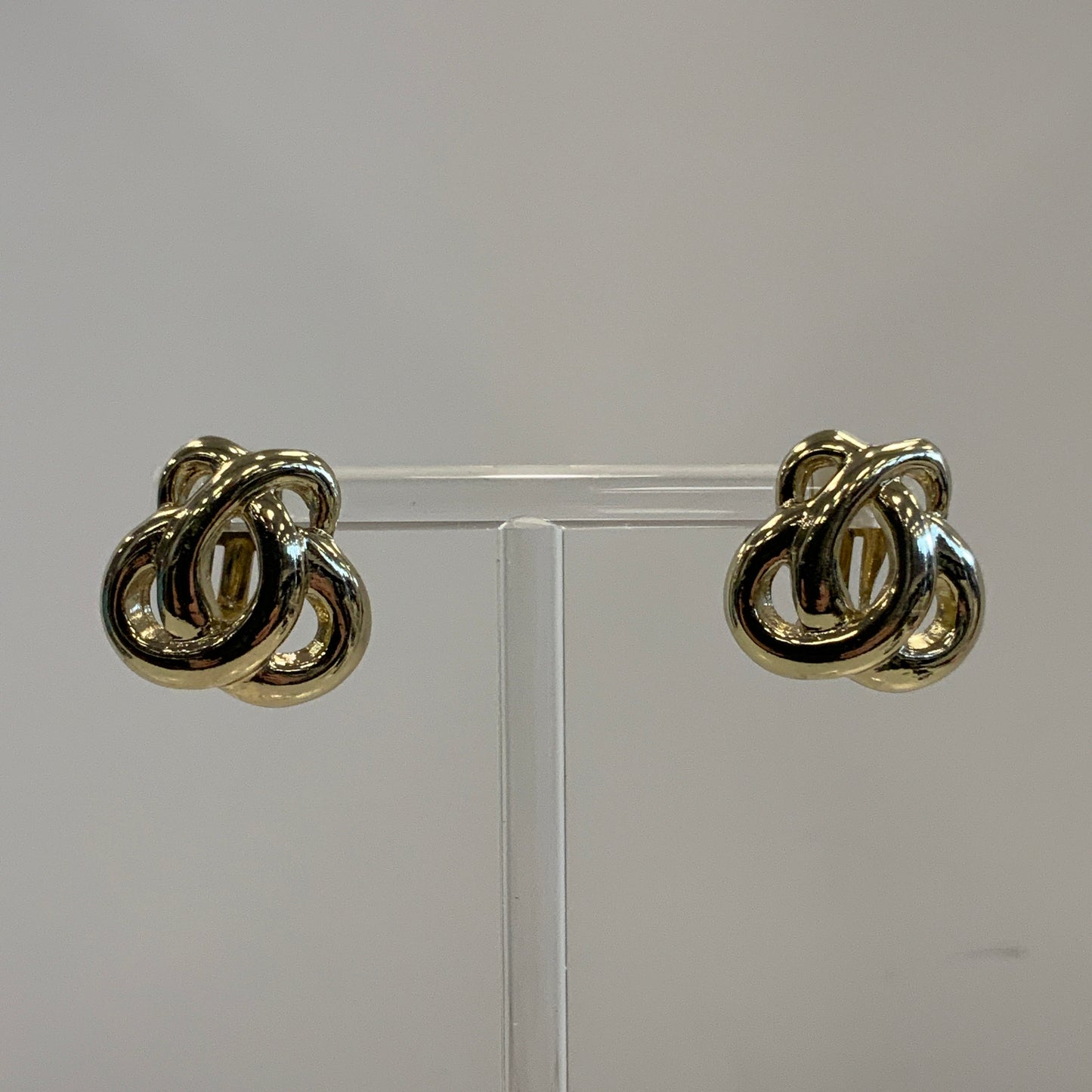 Earrings Clip By Cme