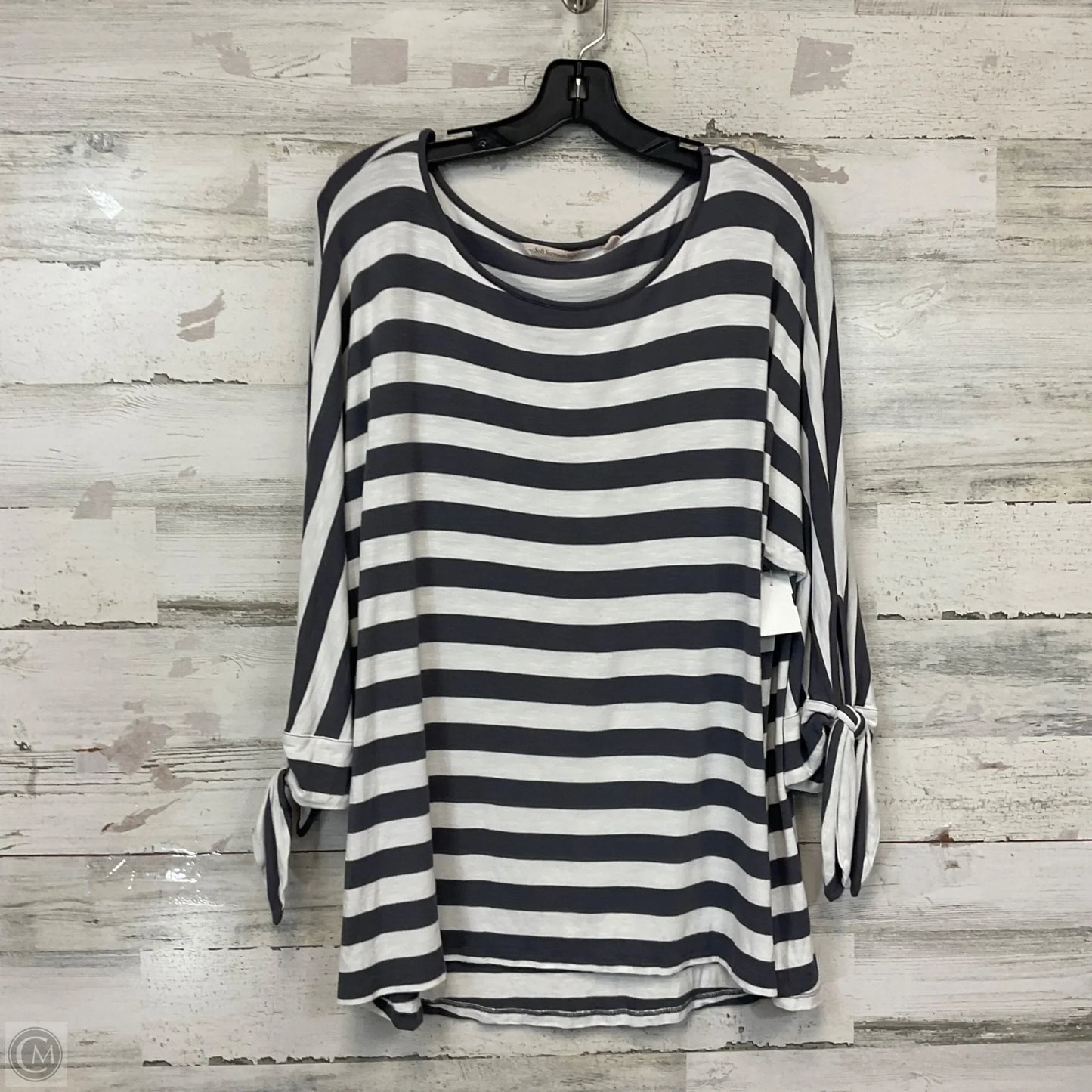 Top Long Sleeve By Soft Surroundings In Grey, Size: L