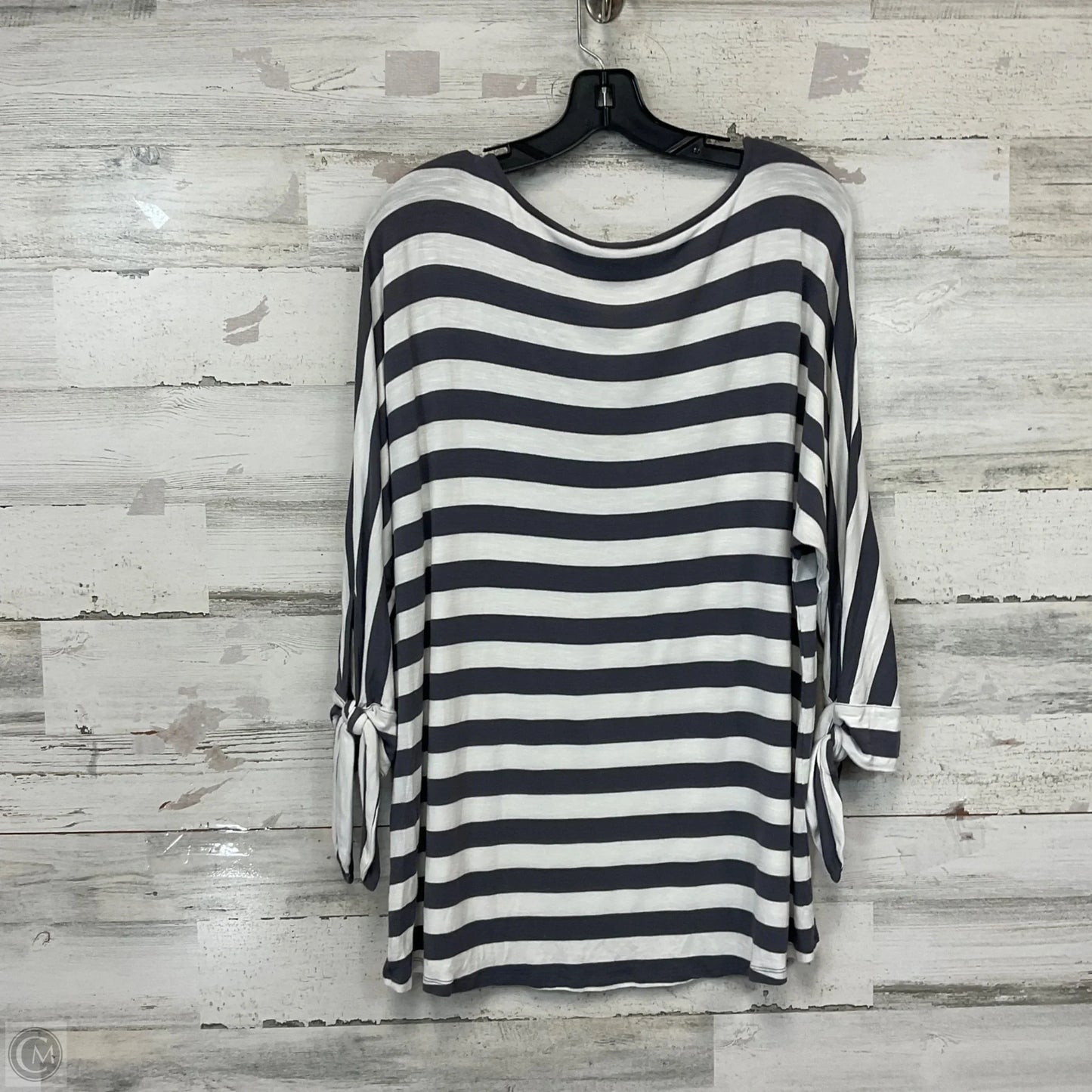 Top Long Sleeve By Soft Surroundings In Grey, Size: L