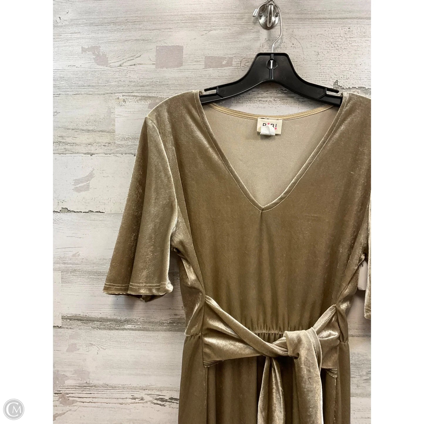 Dress Casual Midi By Bibi In Gold, Size: M