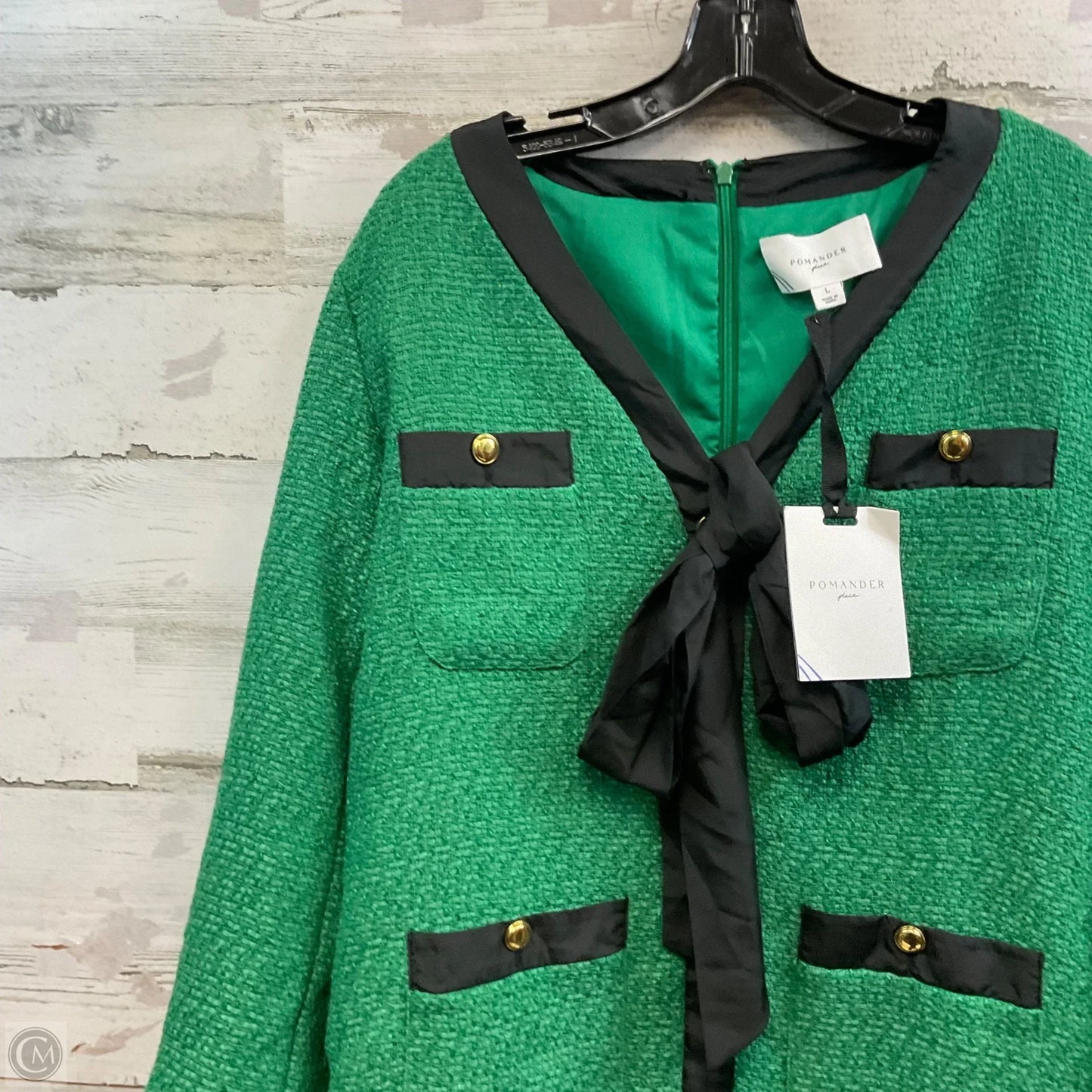 Dress Casual Short By Tuckernuck In Green, Size: L