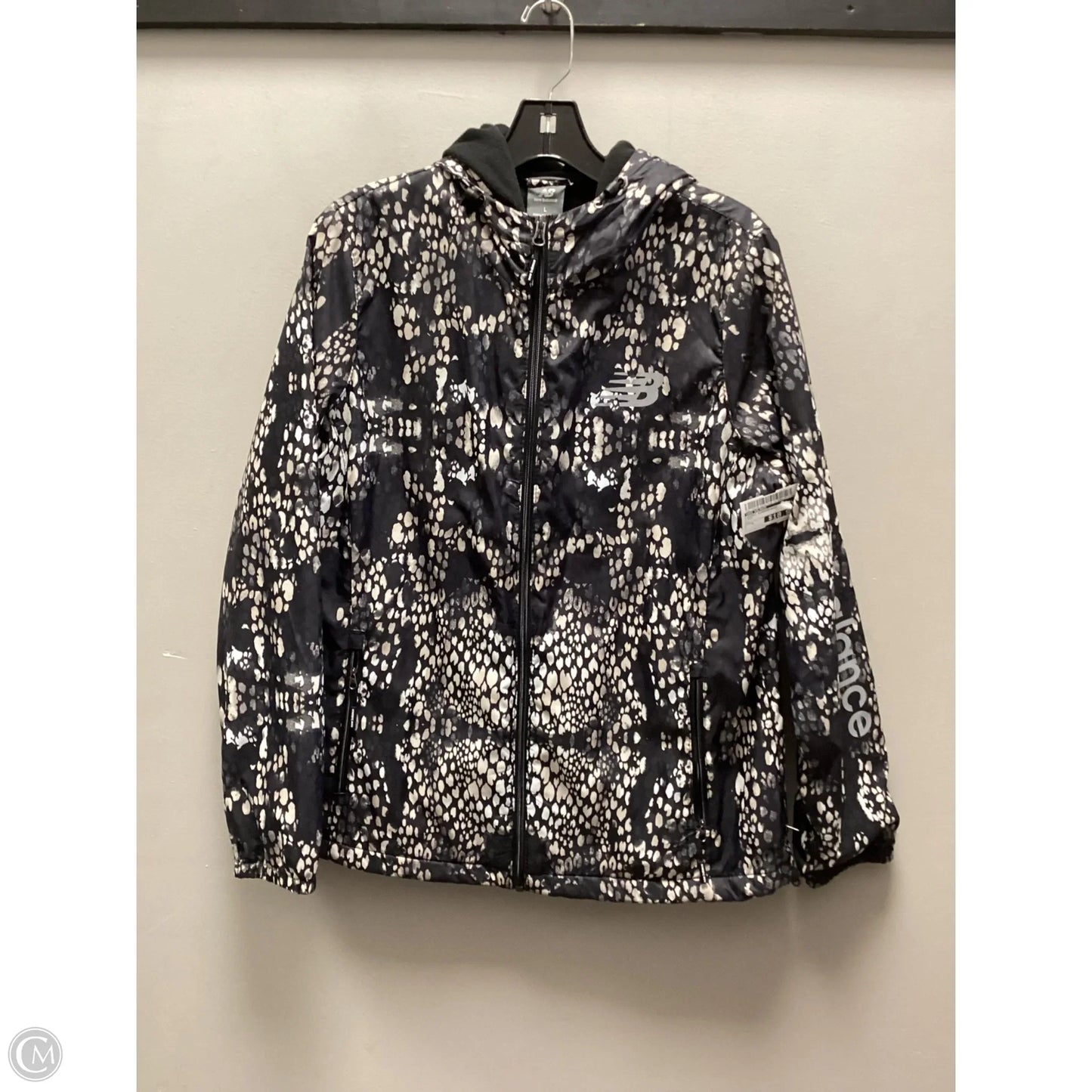 Jacket Windbreaker By New Balance In Grey, Size: L