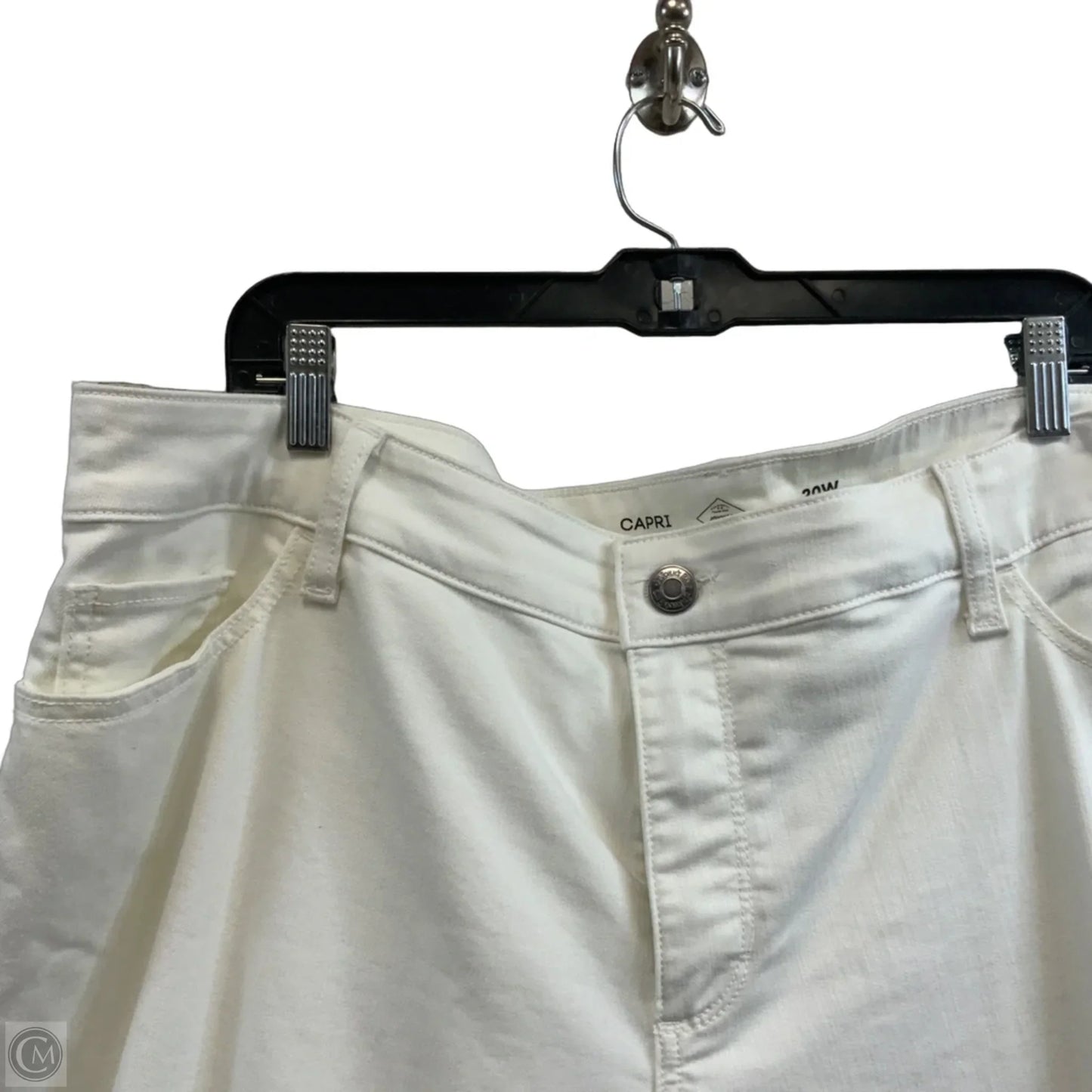 Capris By St Johns Bay In White, Size: 20
