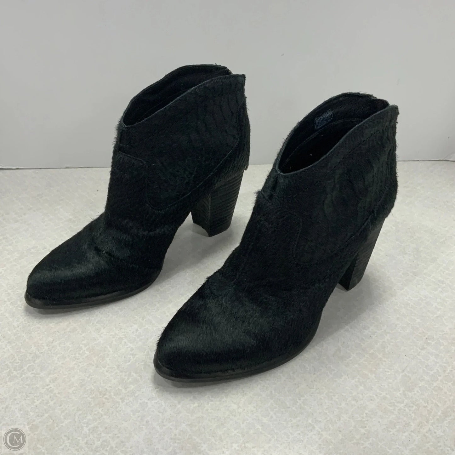 Boots Ankle Heels By Ugg In Black, Size: 6