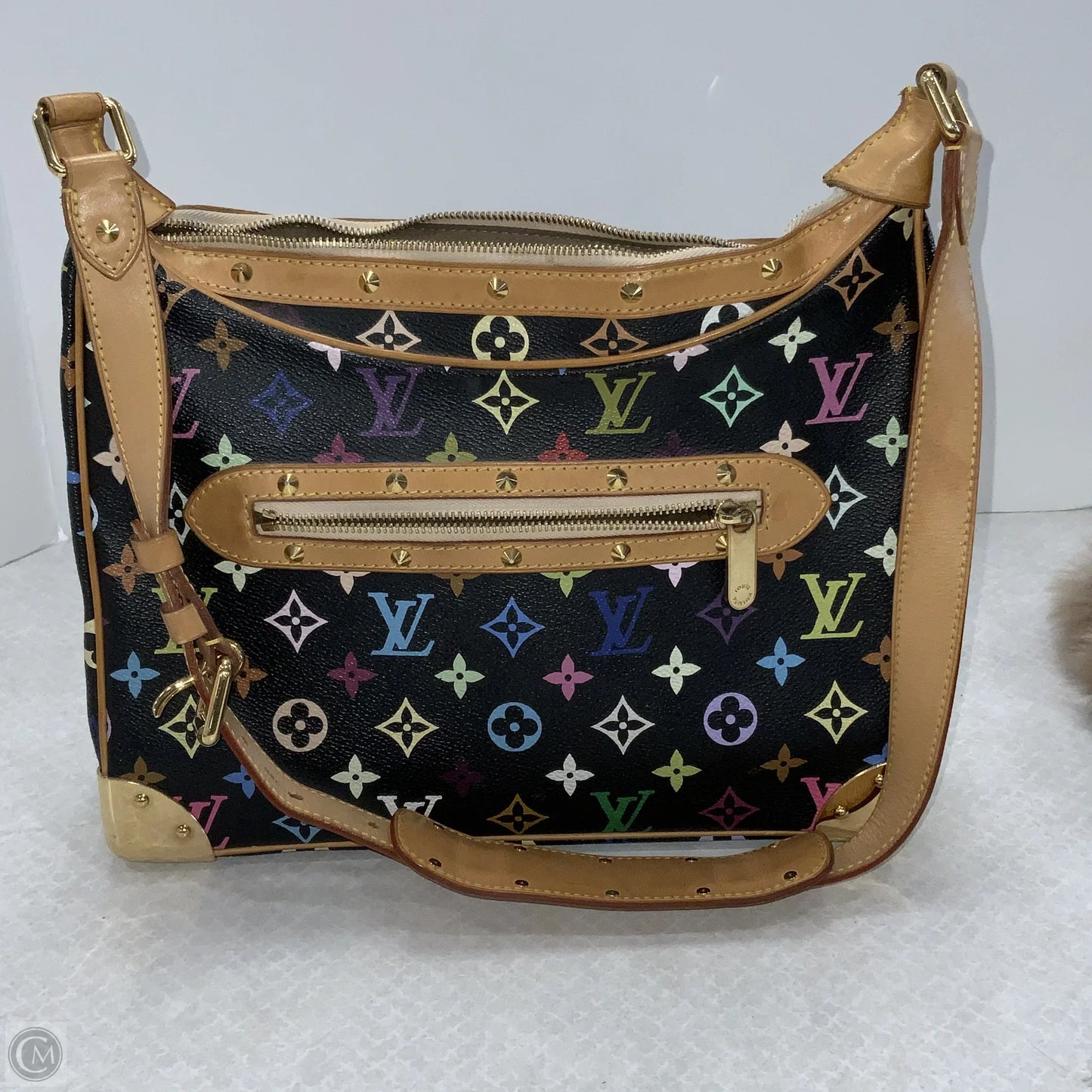 Handbag Luxury Designer By Louis Vuitton, Size: Medium