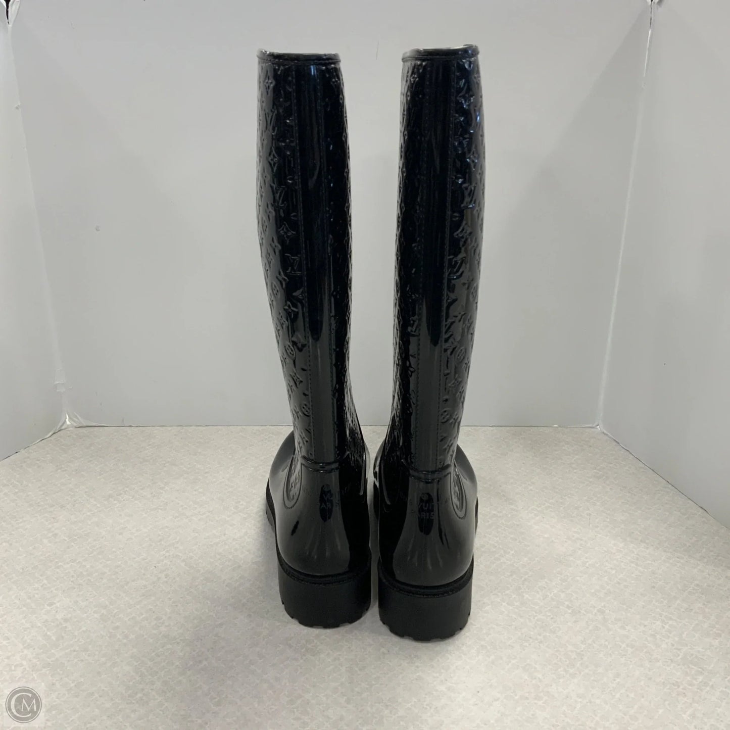 Boots Luxury Designer By Louis Vuitton In Black, Size: 9