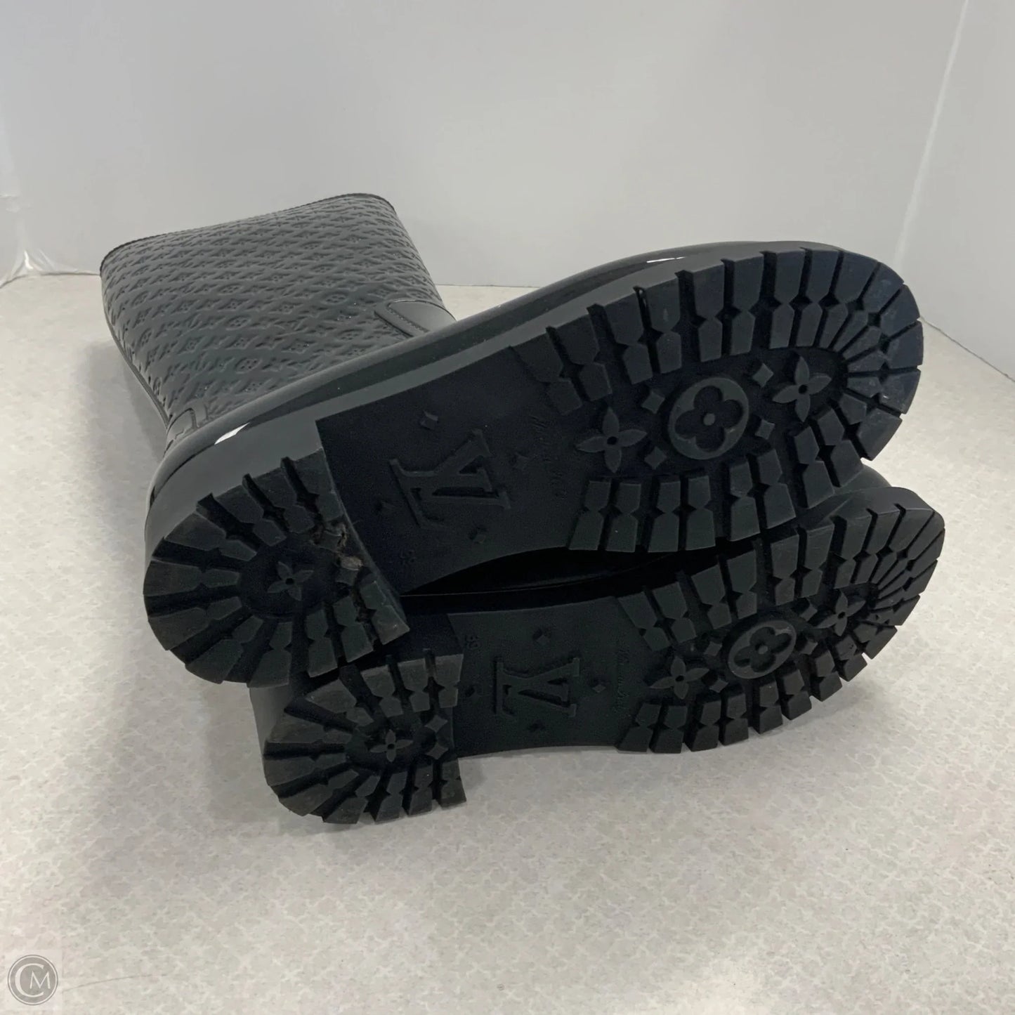 Boots Luxury Designer By Louis Vuitton In Black, Size: 9