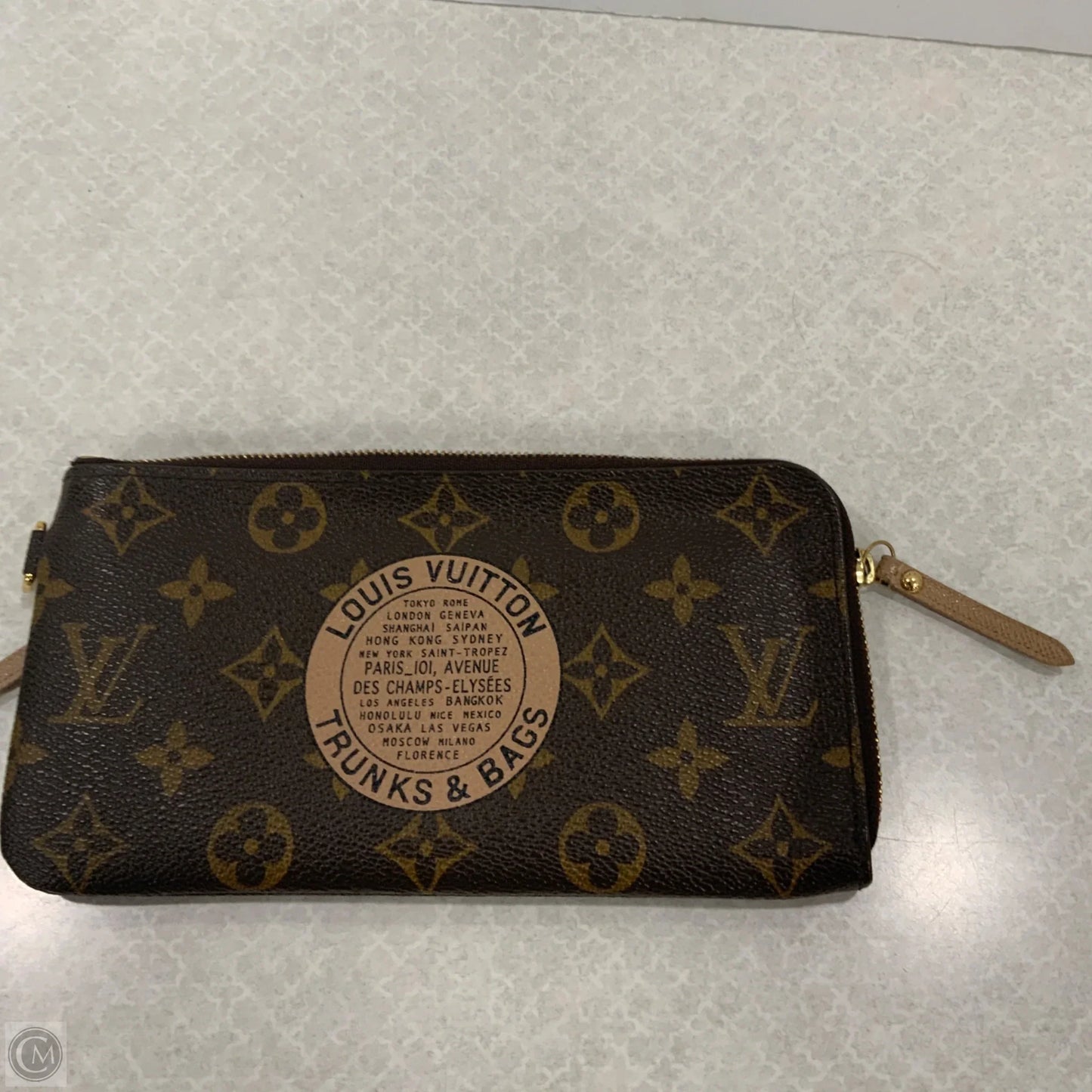Wallet Luxury Designer By Louis Vuitton, Size: Medium