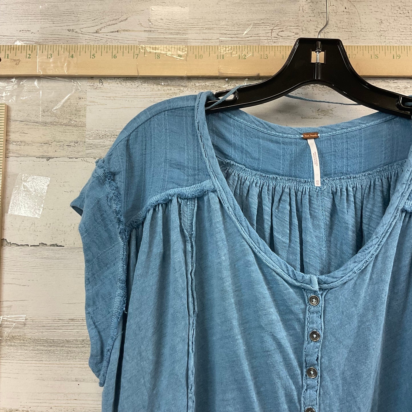 Top Short Sleeve By Free People  Size: Xs