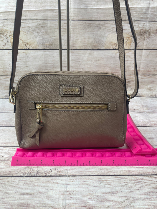 Crossbody Leather By Lodis, Size: Large