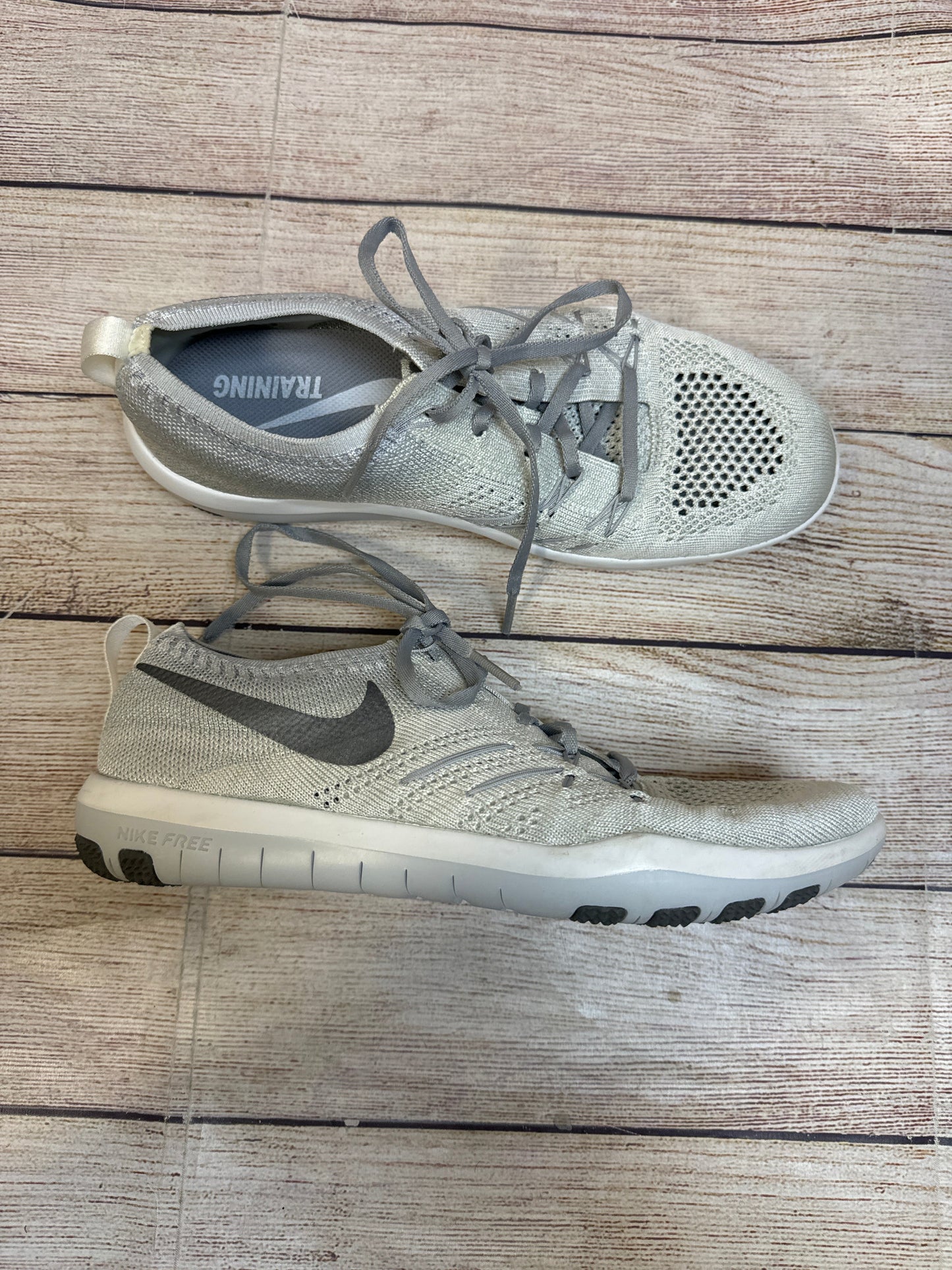 Shoes Athletic By Nike In Grey, Size: 7