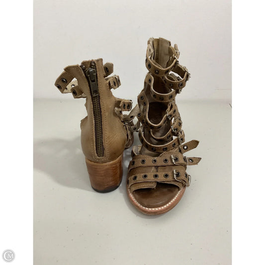 Sandals Heels Block By Freebird In Tan, Size: 7
