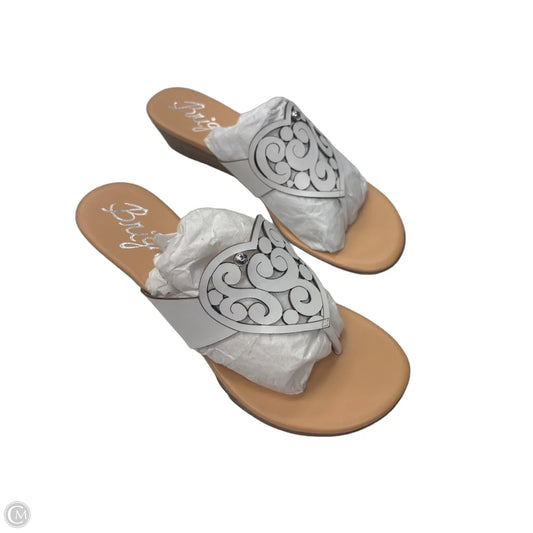 Sandals Flats By Brighton In Cream, Size: 9