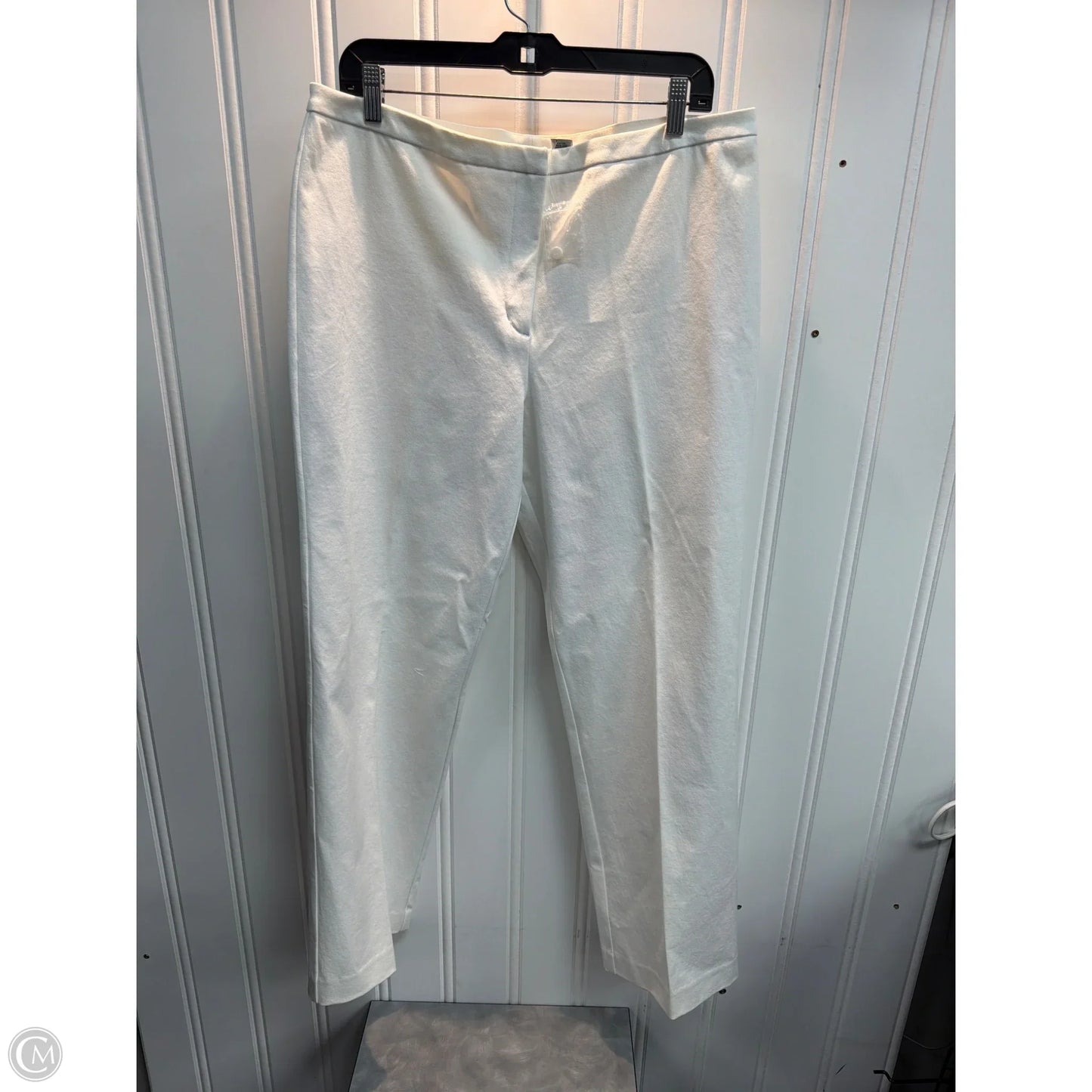 Pants Chinos & Khakis By Chicos In White, Size: 14
