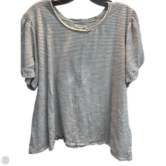 Top Short Sleeve By Maurices In Striped Pattern, Size: 2x