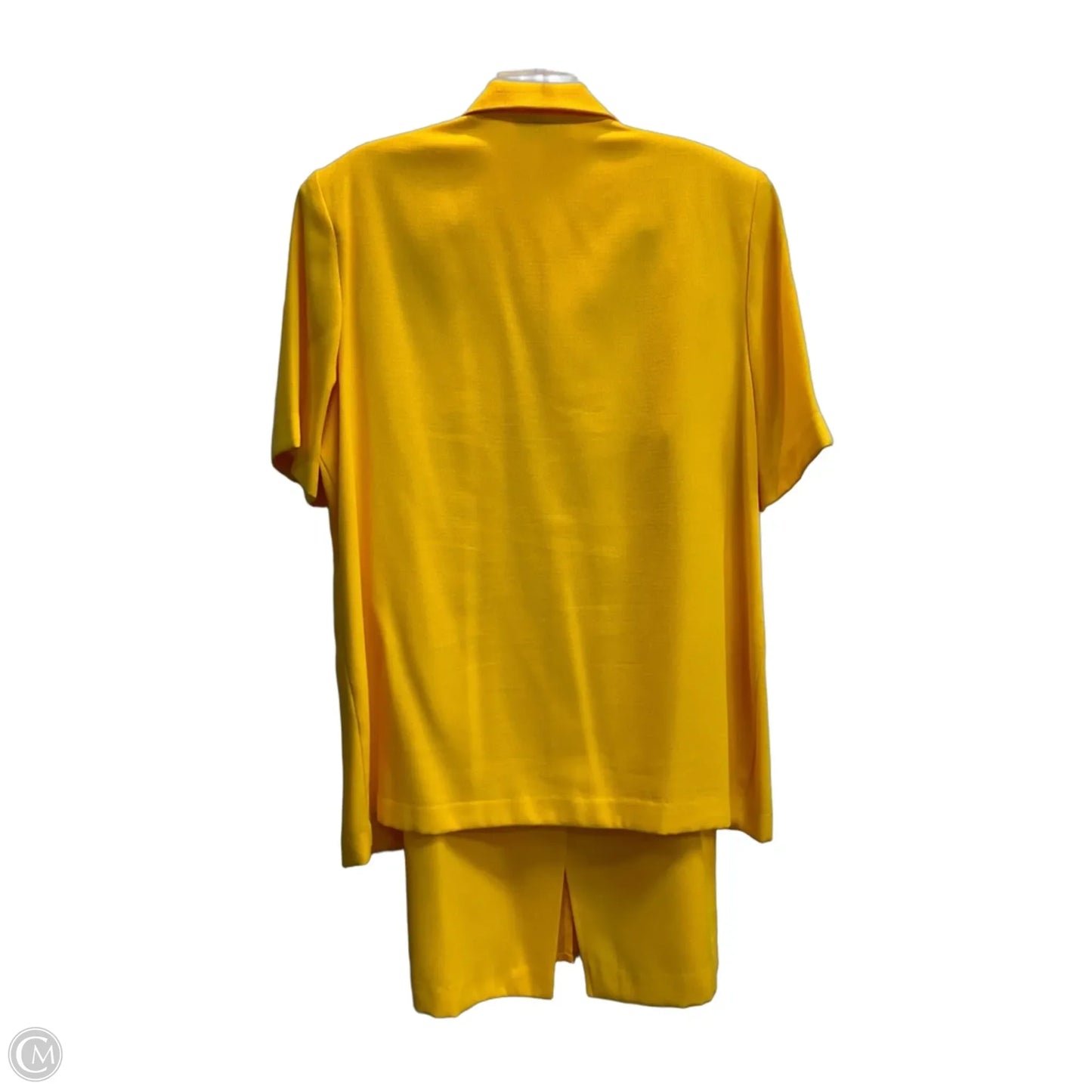 Skirt Suit 2pc By Clothes Mentor In Yellow, Size: 1x
