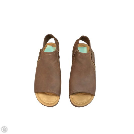 Sandals Heels Wedge By Cliffs By White Mountain In Brown, Size: 9