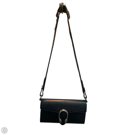 Crossbody Luxury Designer By Gucci, Size: Small