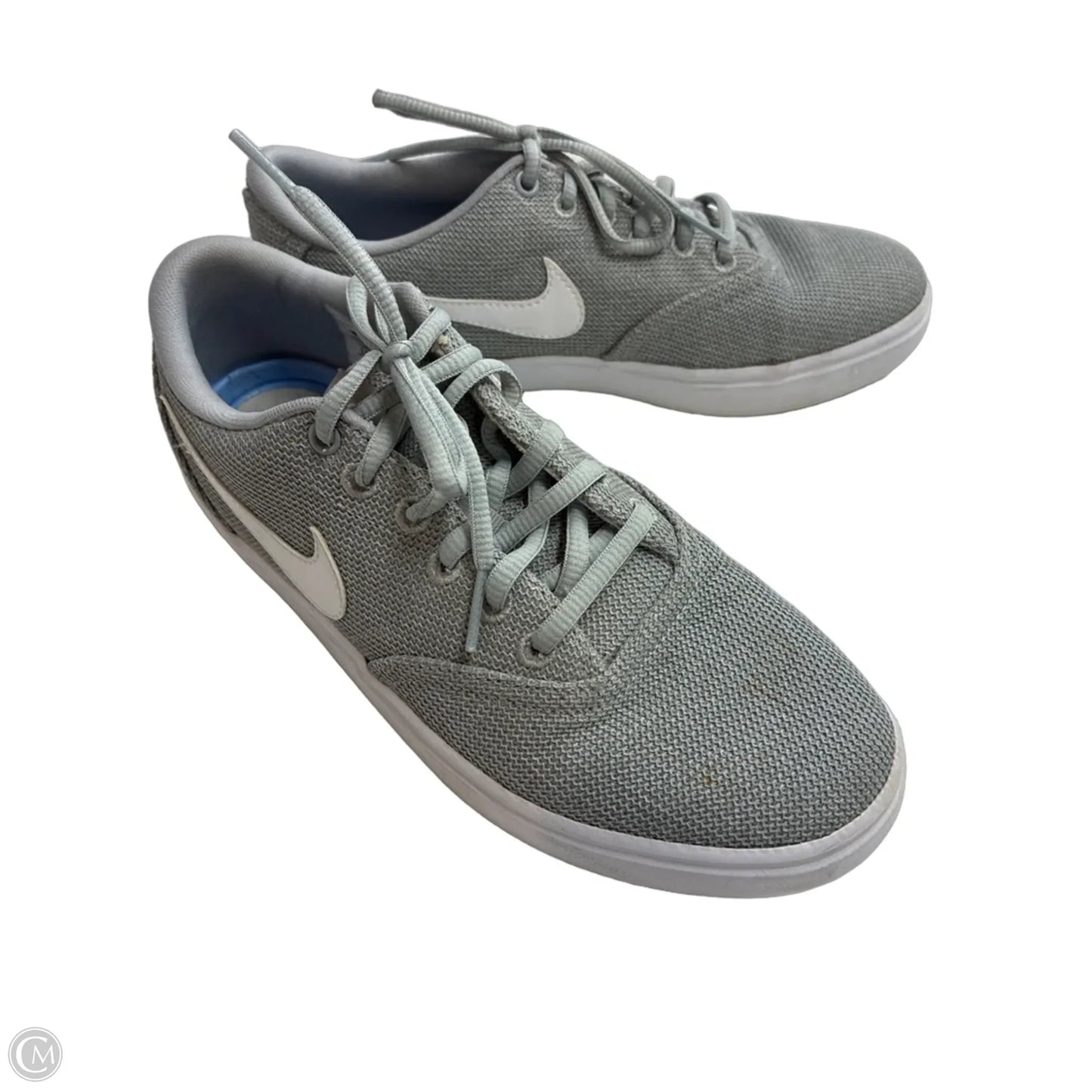 Shoes Sneakers By Nike In Grey, Size: 7.5