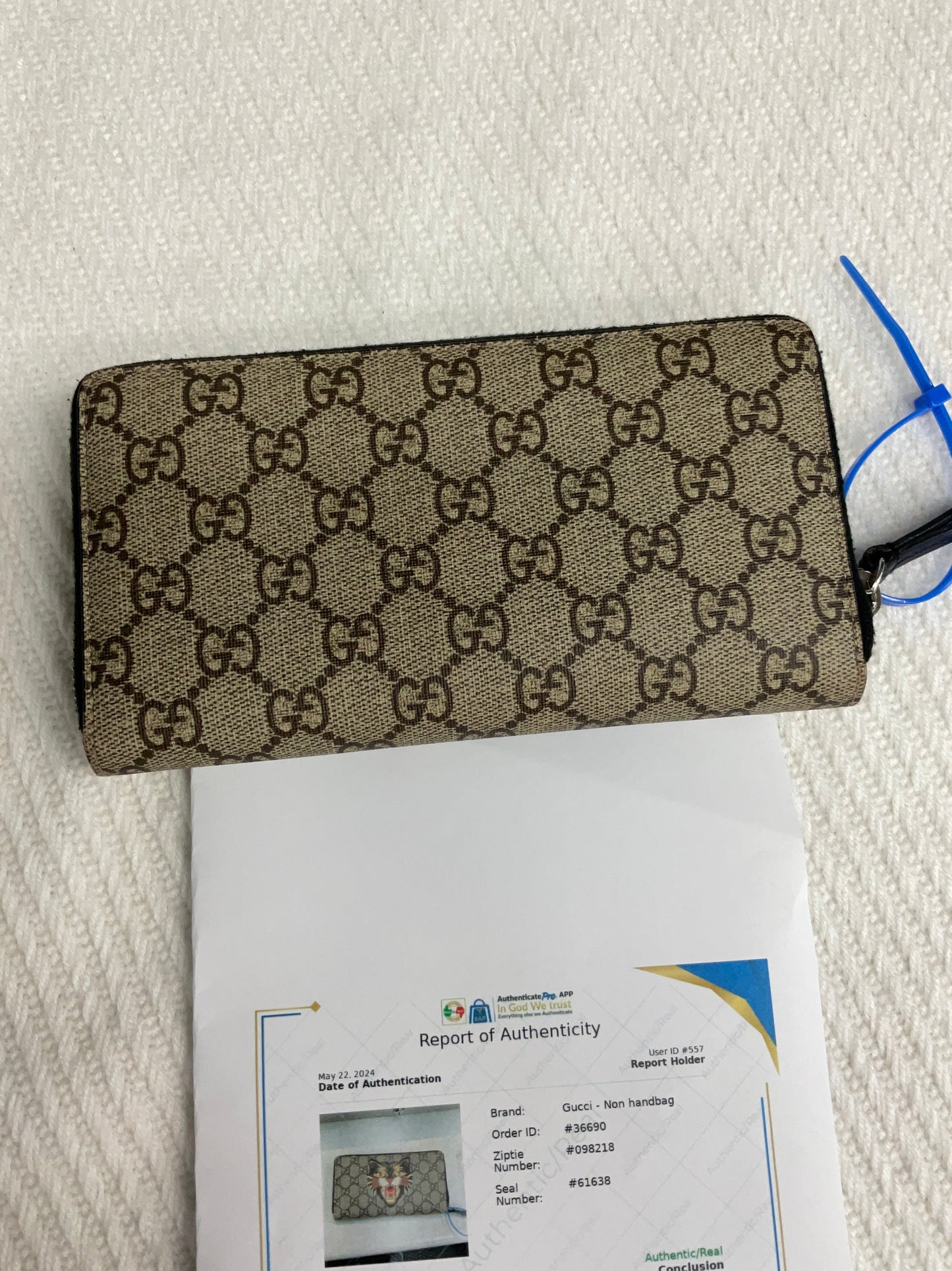 Wallet Designer By Gucci  Size: Large