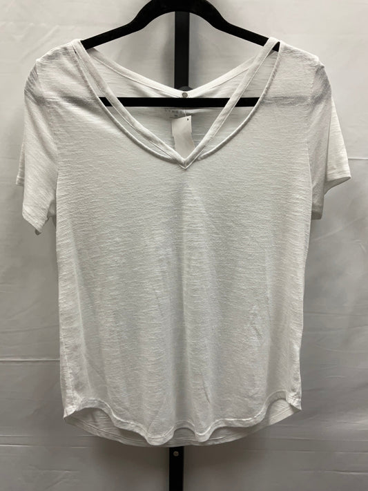 White Top Short Sleeve Soho Design Group, Size M