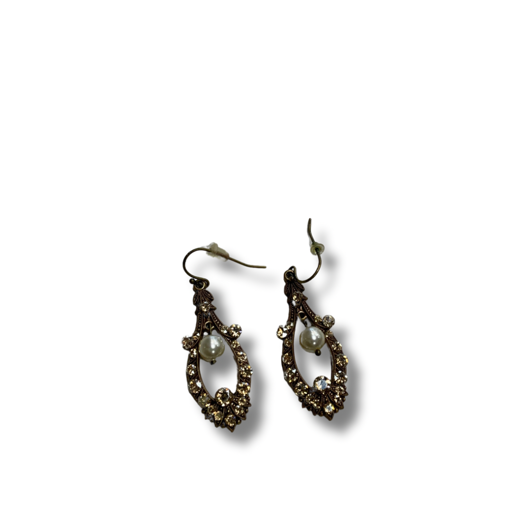 Earrings Dangle/drop By Clothes Mentor, Size: 02 Piece Set