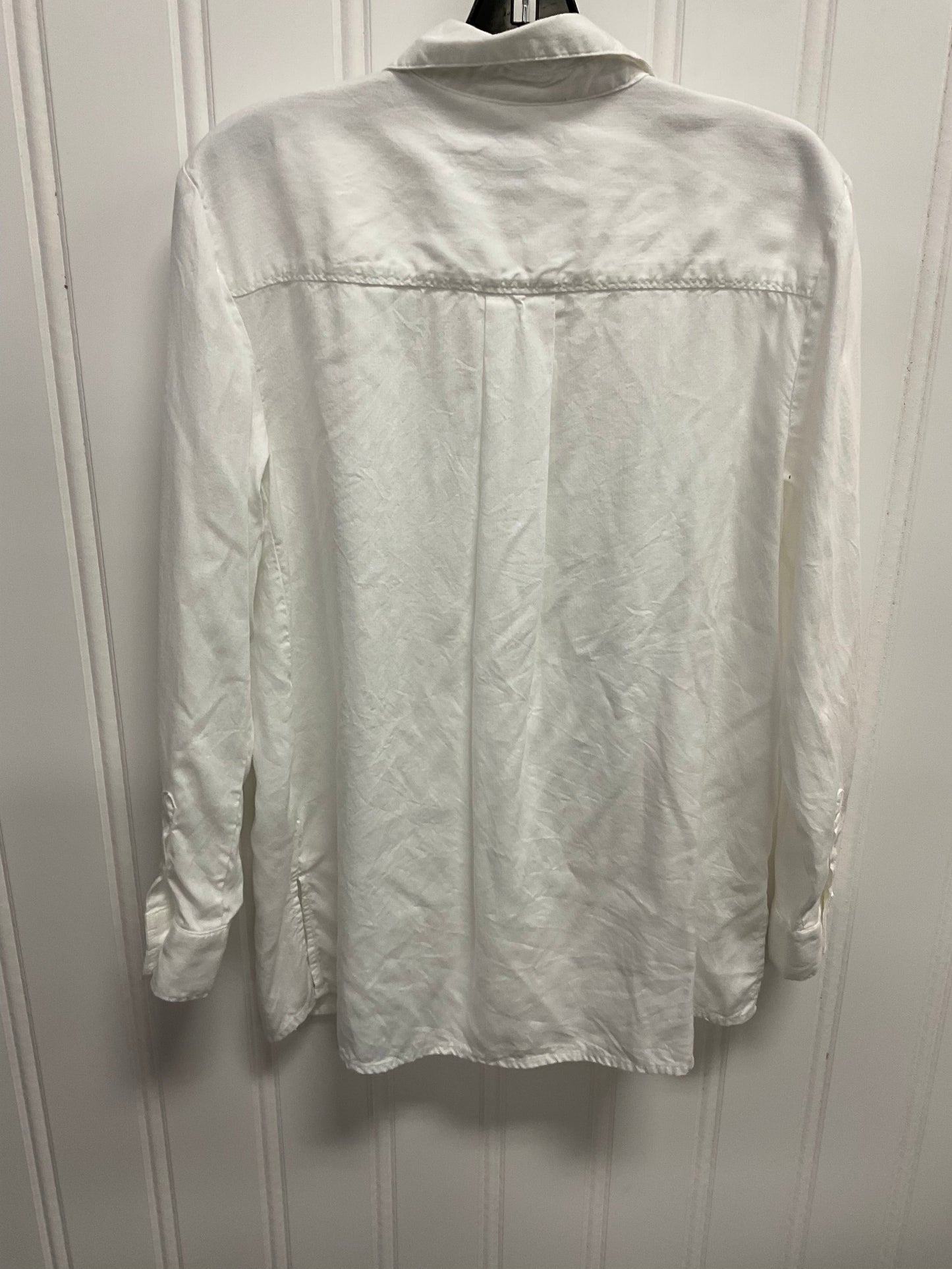 Top Long Sleeve By Liz Claiborne In White, Size: M