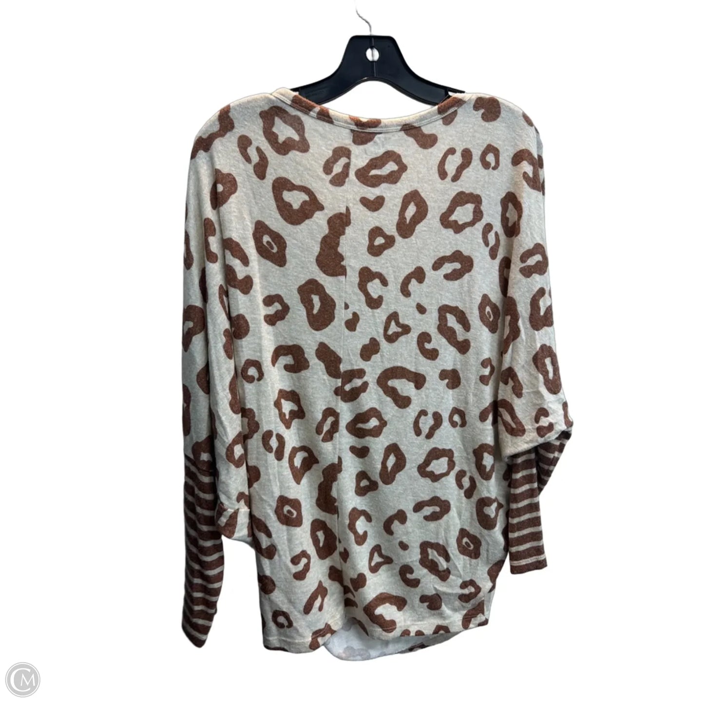 Top Long Sleeve By Maurices In Animal Print, Size: M