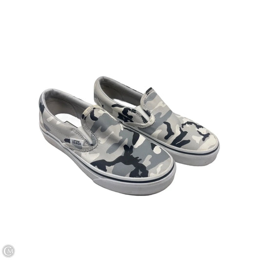 Shoes Sneakers By Vans In Camouflage Print, Size: 5