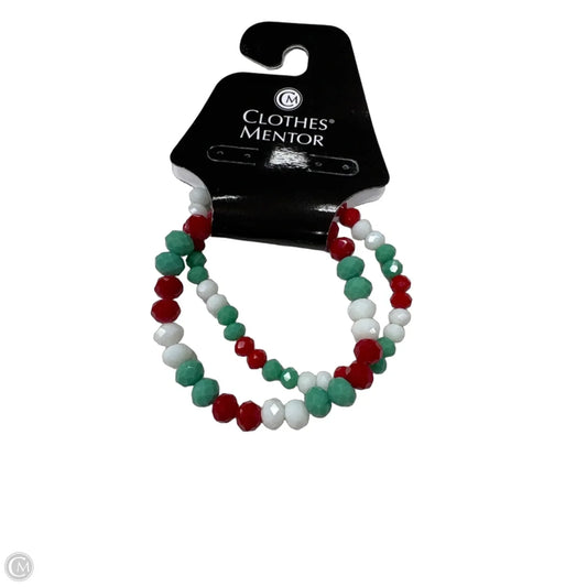 Bracelet Beaded By Clothes Mentor, Size: 02 Piece Set