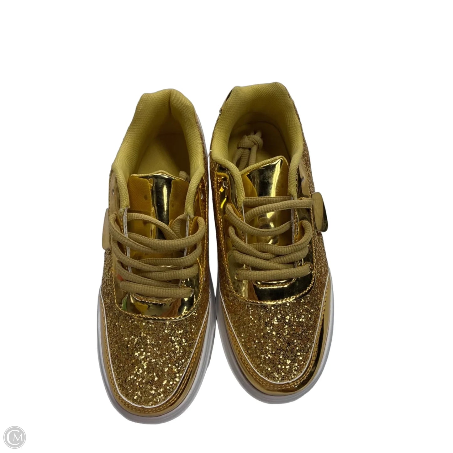 Shoes Sneakers By Clothes Mentor In Gold, Size: 5.5