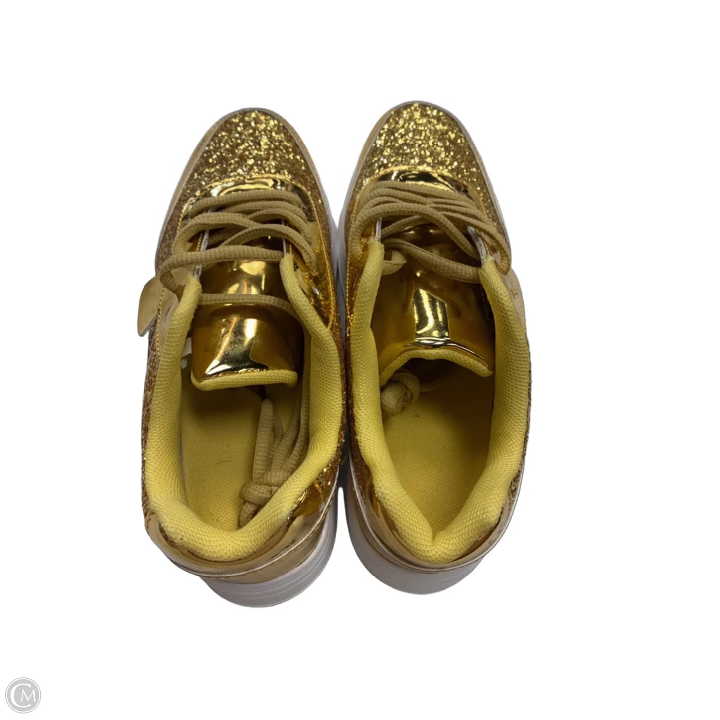 Shoes Sneakers By Clothes Mentor In Gold, Size: 5.5