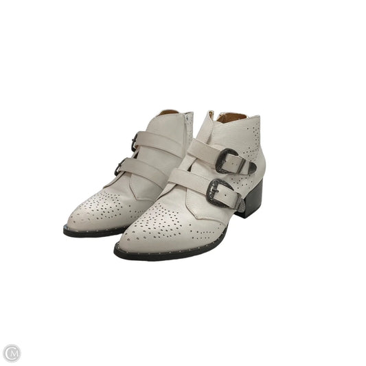 Boots Western By Qupid In White, Size: 7.5