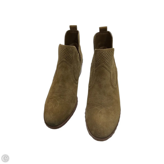Boots Ankle Heels By Vince Camuto In Green, Size: 7