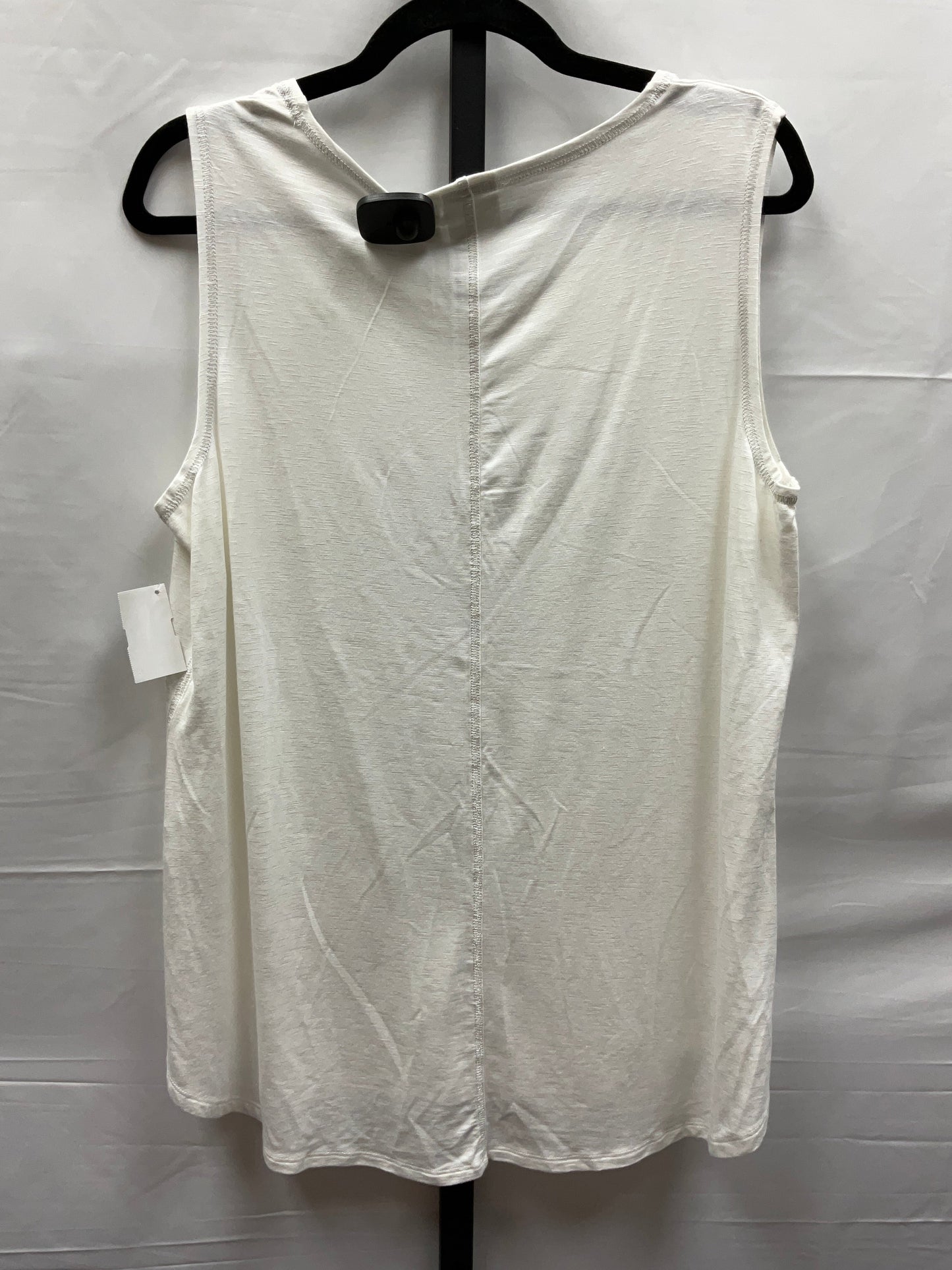 White Top Sleeveless Zenergy By Chicos, Size L