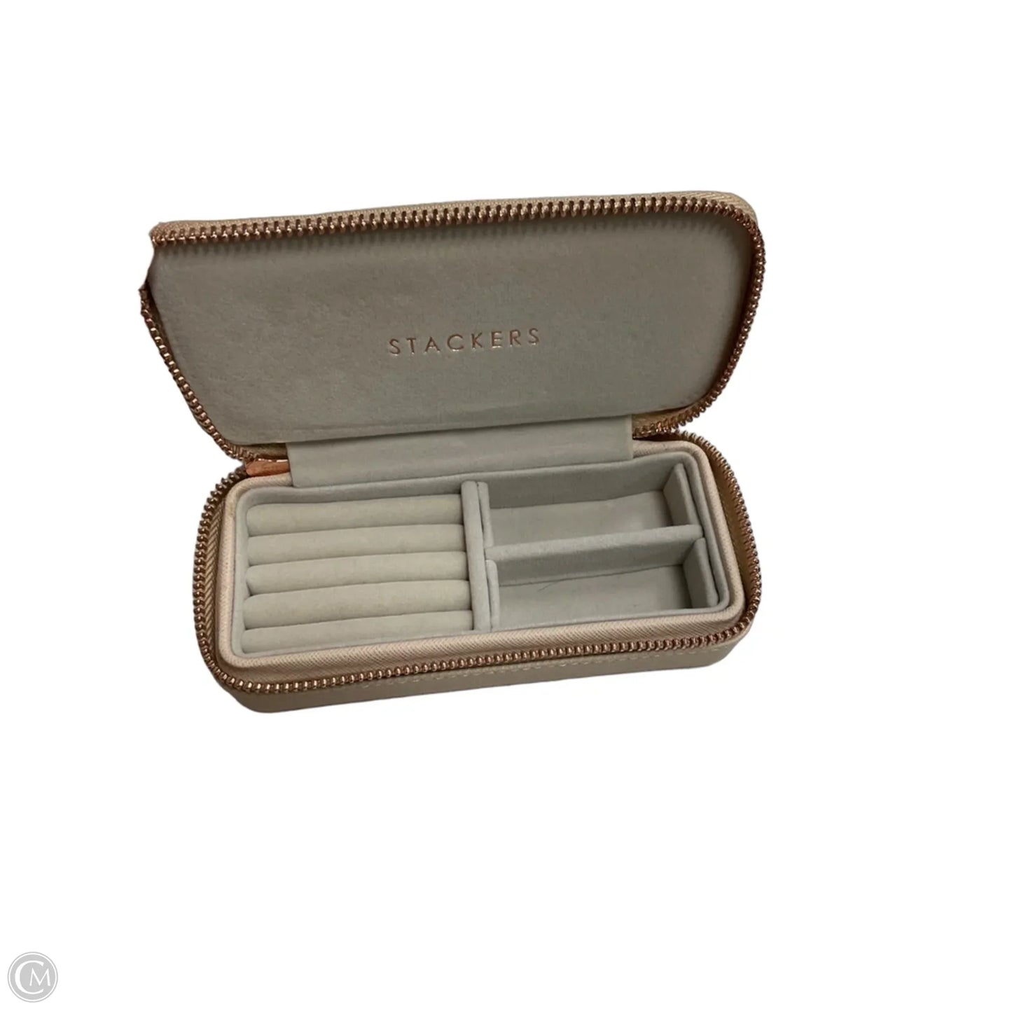 Jewelry Case By Clothes Mentor, Size: