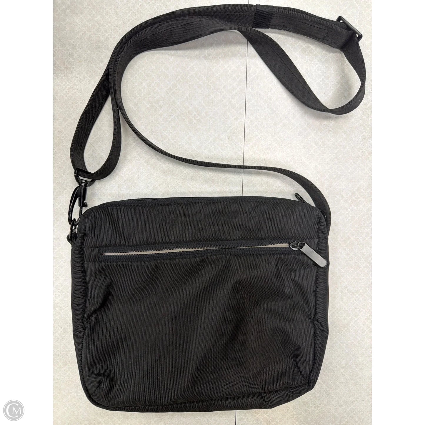 Handbag By Clothes Mentor, Size: Medium