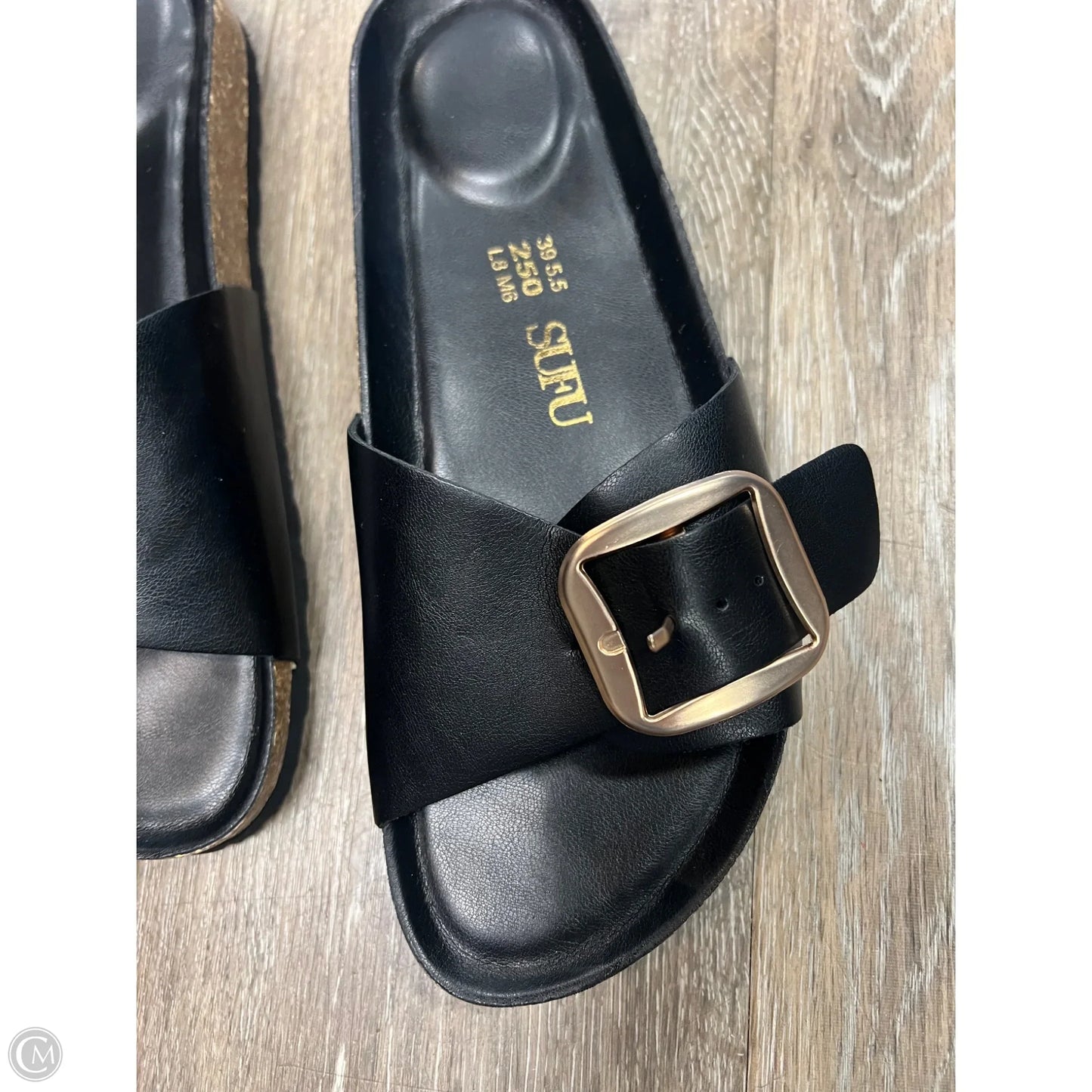 Sandals Flats By Clothes Mentor In Black, Size: 8