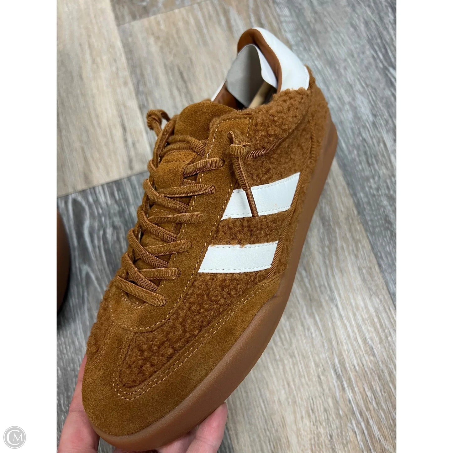 Shoes Sneakers By Steve Madden In Brown, Size: 7.5